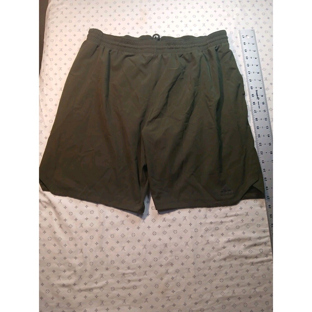 Adidas Mens Aeroready Athletic Shorts Olive Green Camo Logo Large L Missing Tag
